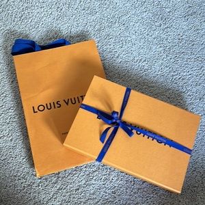 Louis Vuitton box & bag with ribbon